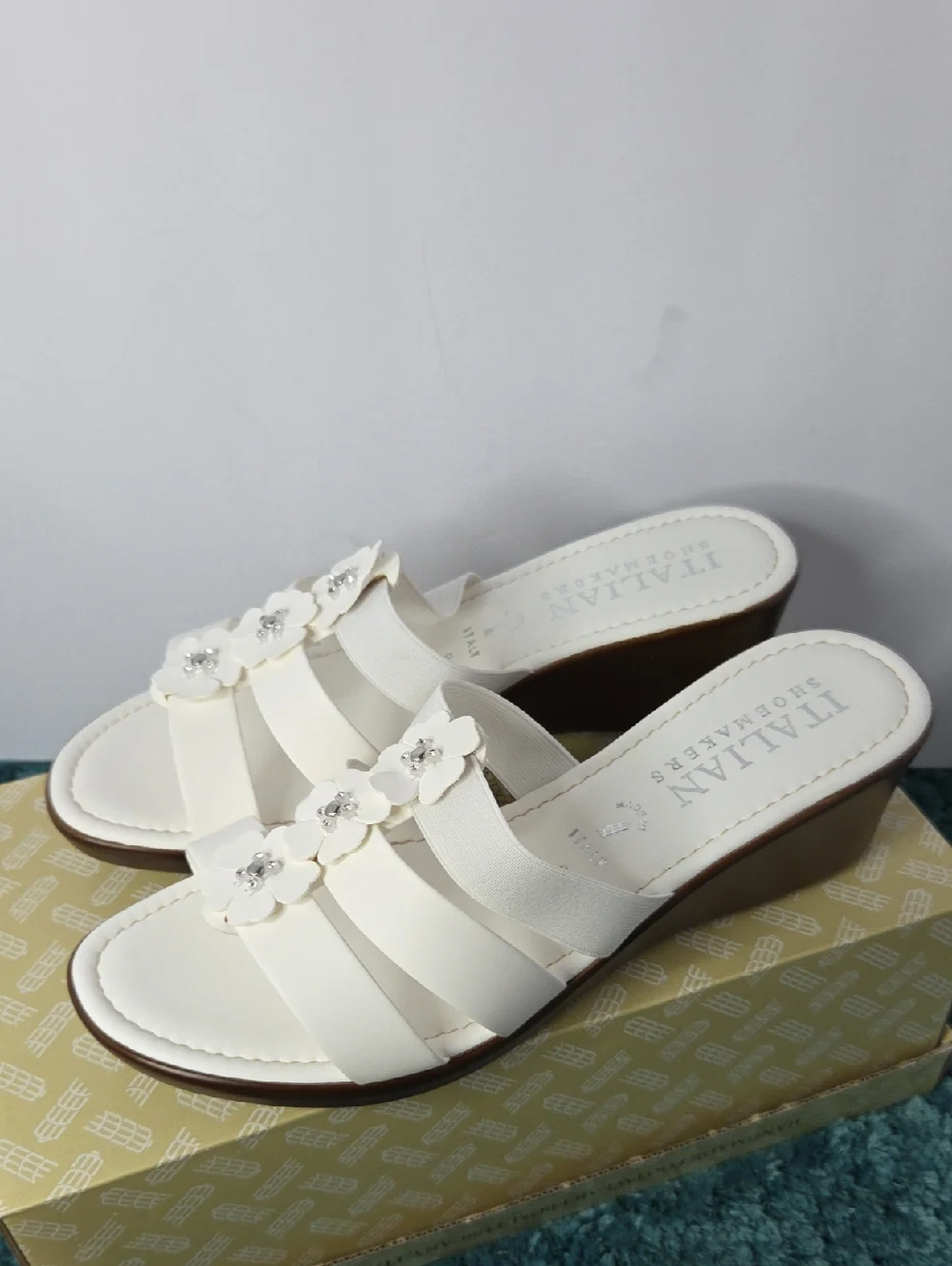Italian Shoemakers Storytime Ivory Floral Wedge Sandals Size 8 Italy - Picture 4 of 8